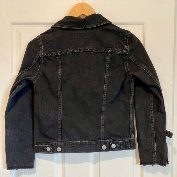 Levi's Women’s Black Cropped Button-Up Denim Jean Jacket Bow Detail Size XS - Picture 2 of 7